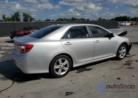 2012 Toyota Camry Base z USA, uszkodzony, nr VIN 4T1BF1FK9CU032427